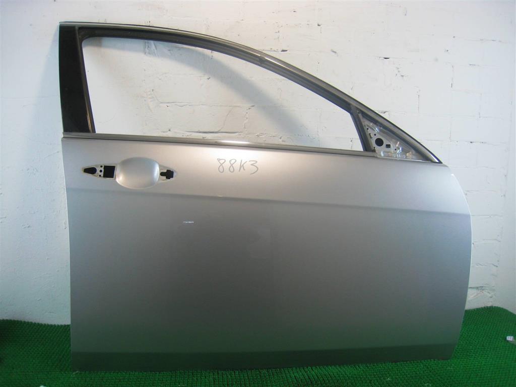 Дверь передняя правая Honda Accord 7 (CL)