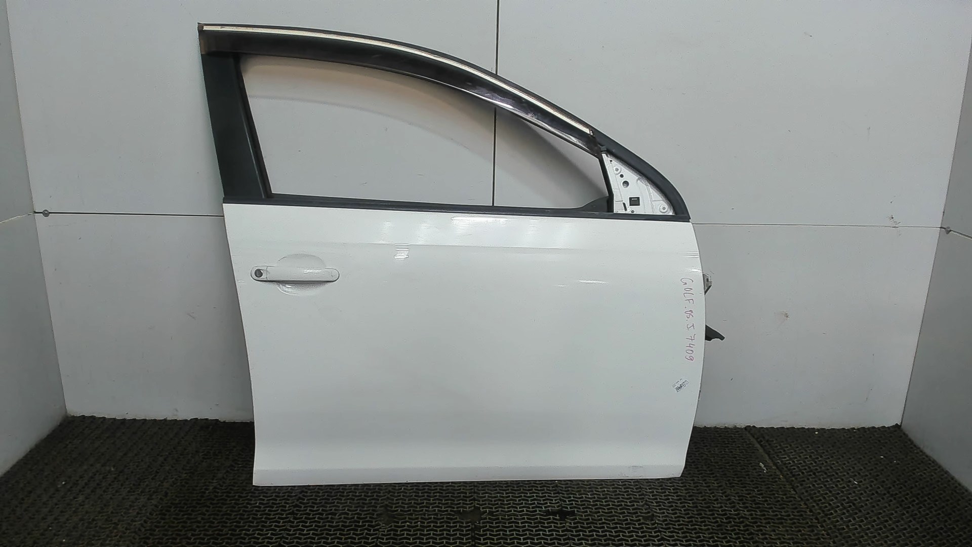 Дверь боковая передн прав Volkswagen Golf 6 2009-2012