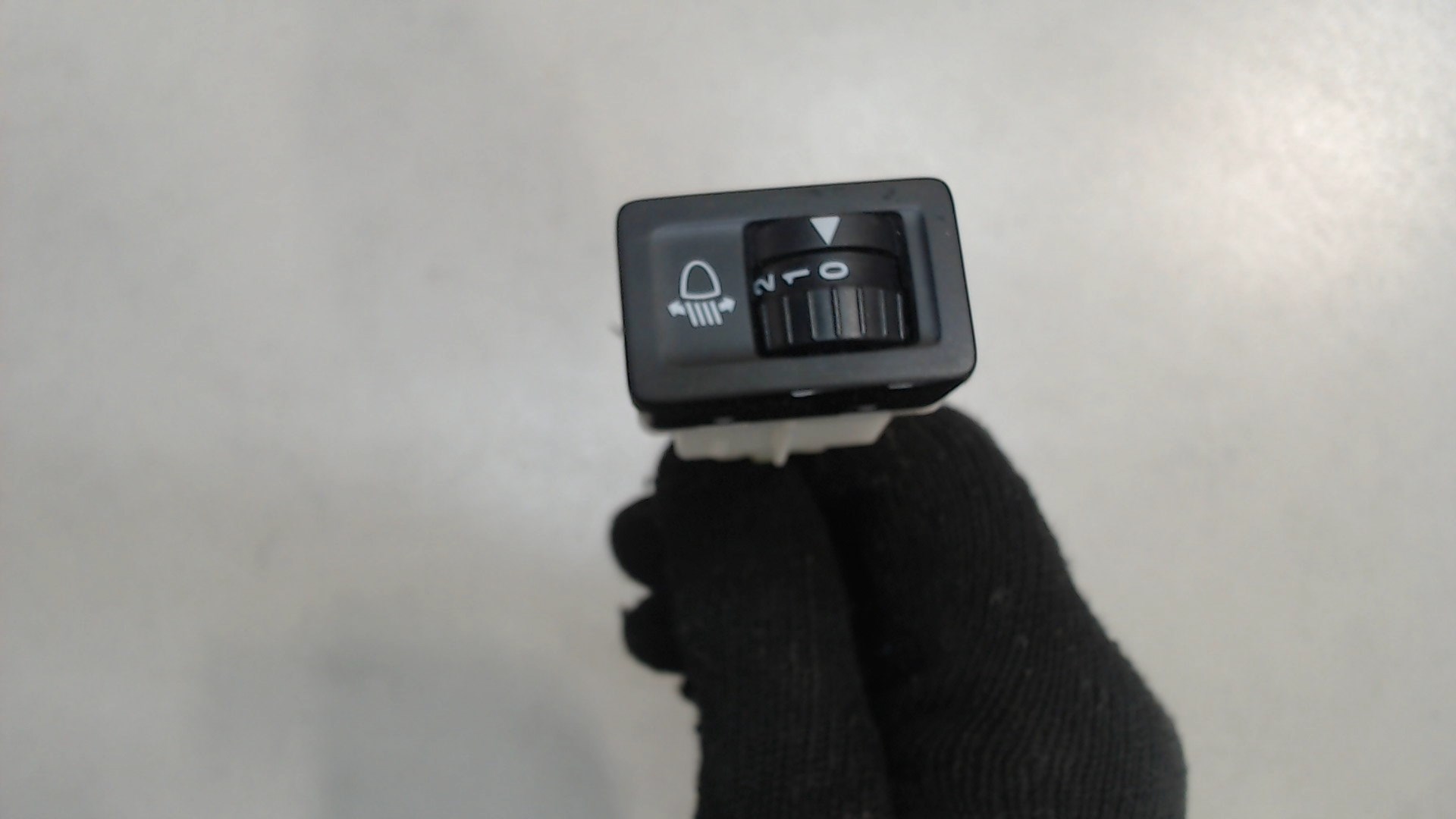 Custom button. Uibutton swift. Кнопки для swift. 4вд сузуки свифт кнопка. Swift switch custom.