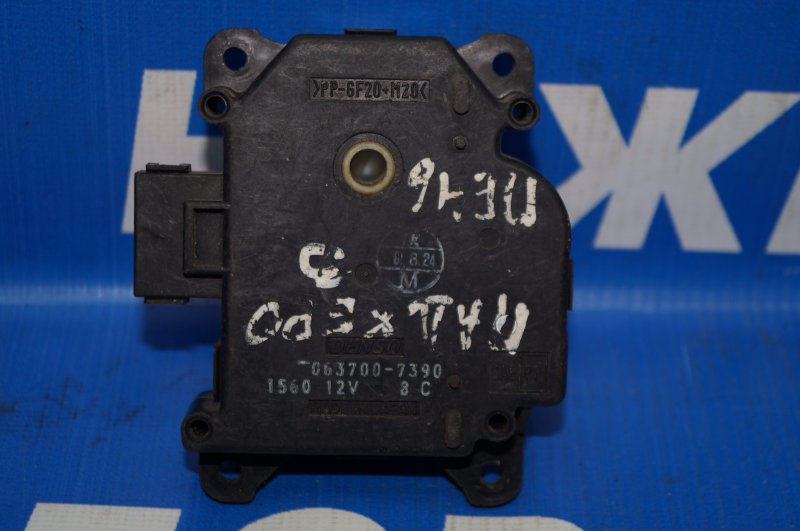 Моторчик заслонки печки Mitsubishi Pajero/Montero 4 V8, V9