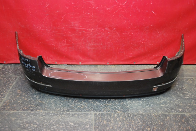 Бампер задн Skoda Octavia