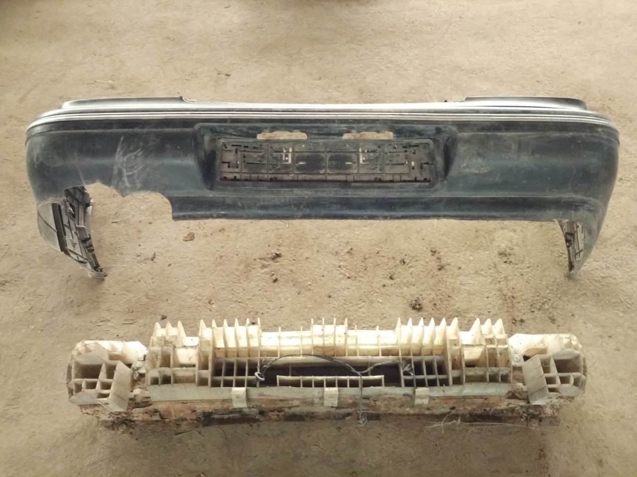 Задний бампер Daewoo Nexia N150