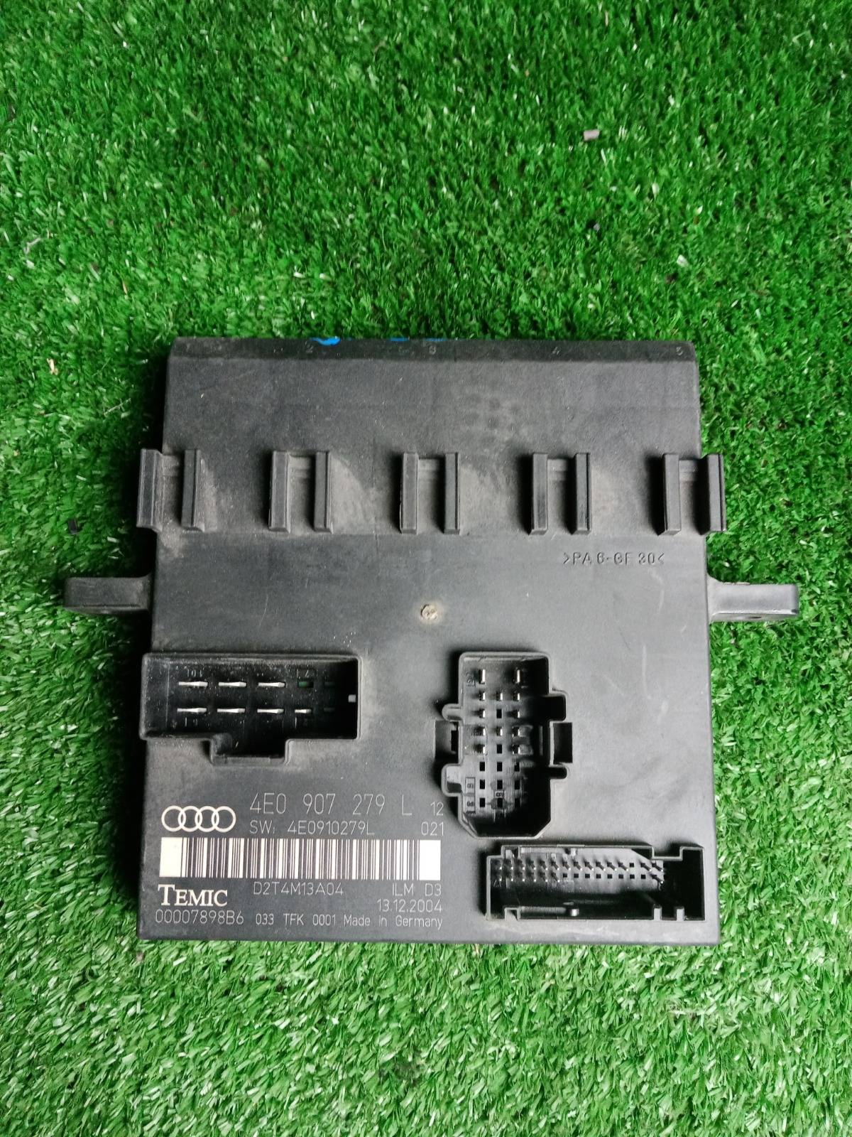 Блок управления Audi A8 4E D3