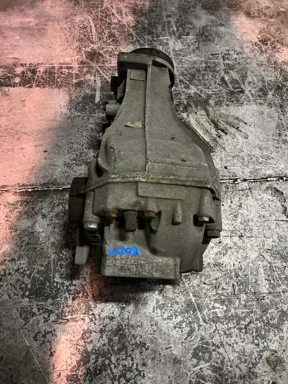 Редуктор задн. Audi A6 4F C6