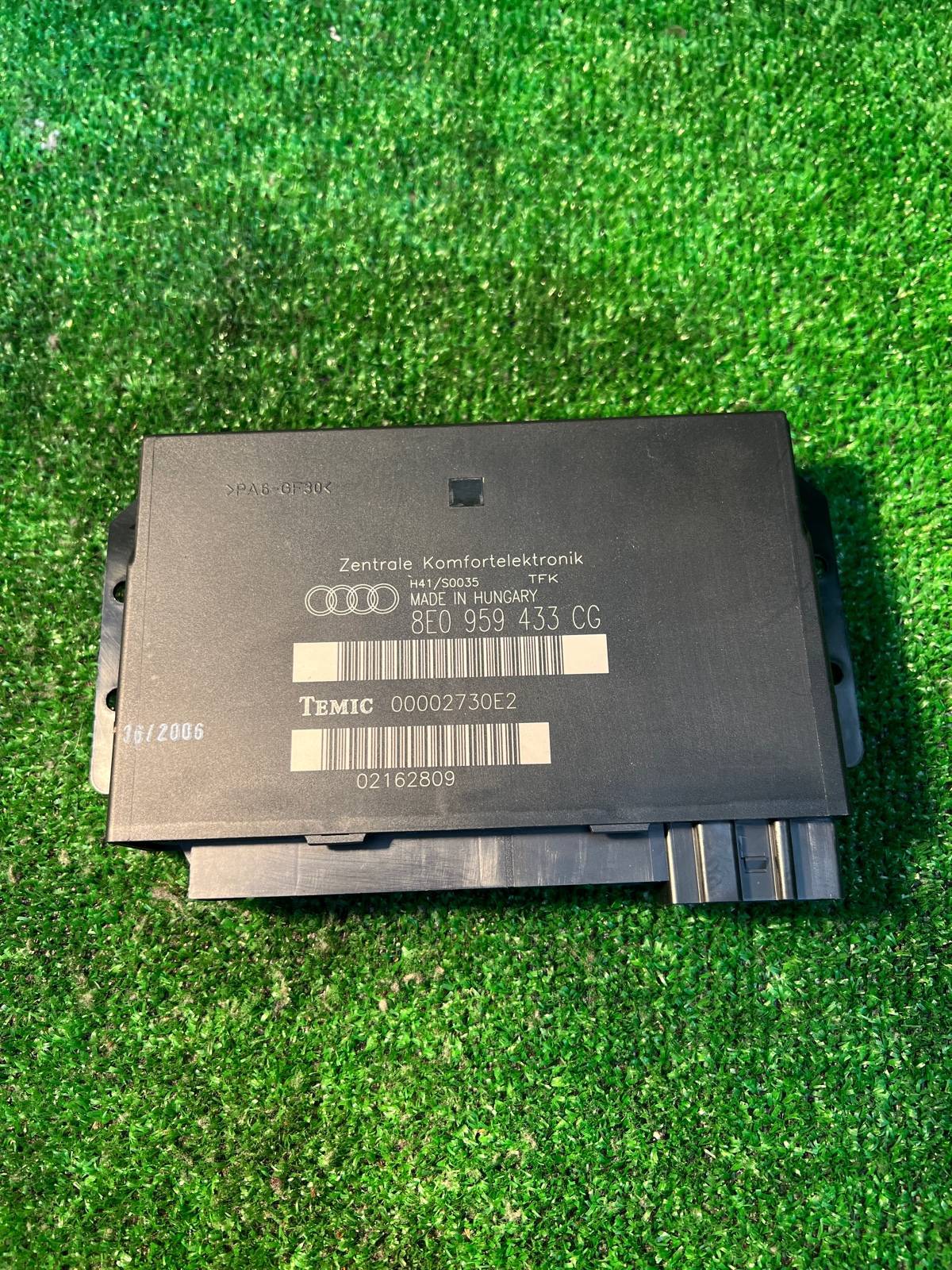 Блок комфорта Audi A4 8E B7