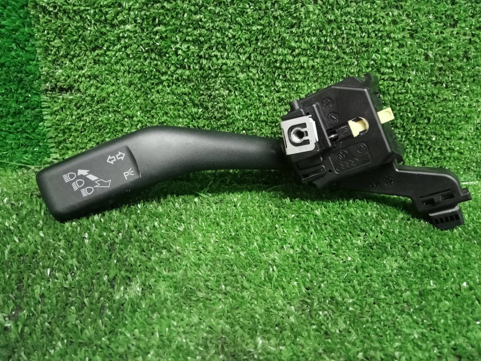 Подрулевой переключатель поворотников Volkswagen Golf 6