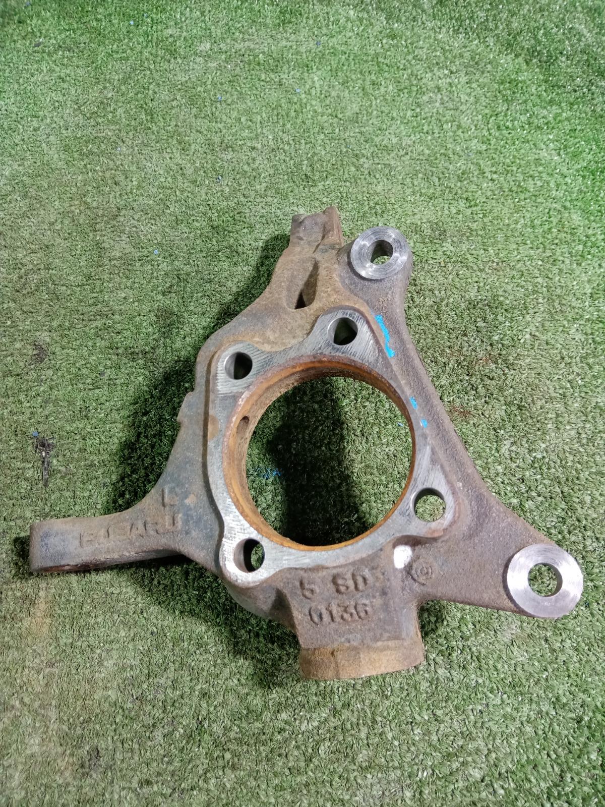 Кулак поворотный передн. лев. Subaru Legacy BP5 / B13